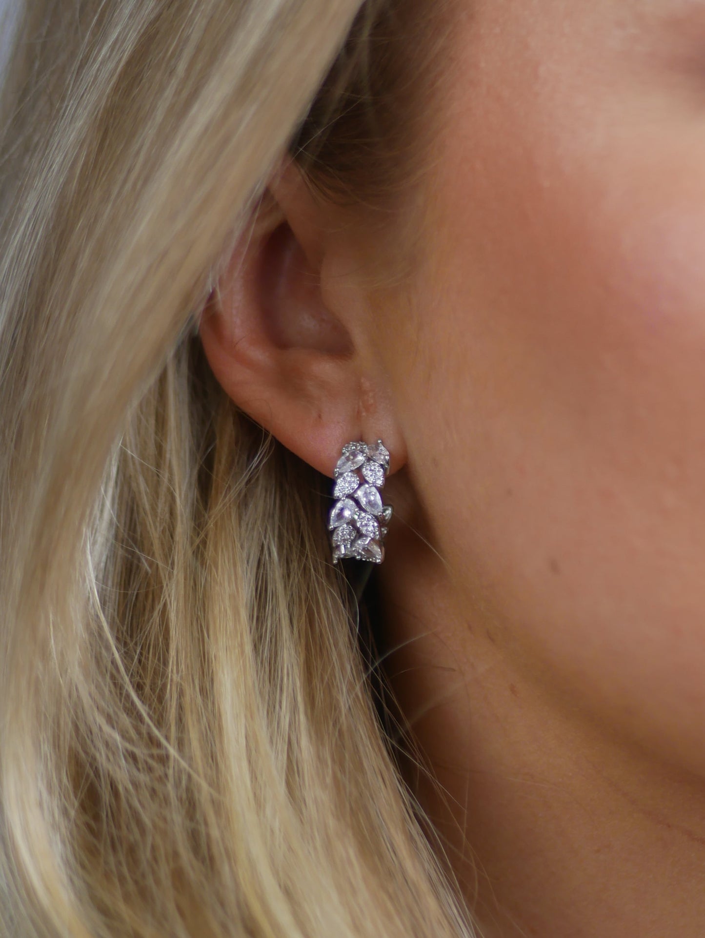 ESTRID EARRINGS