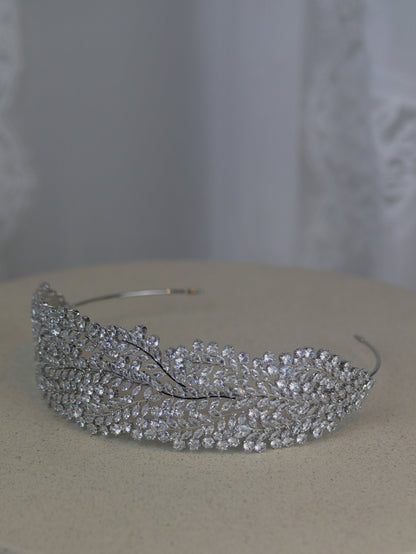 ELEANOR HEADPIECE
