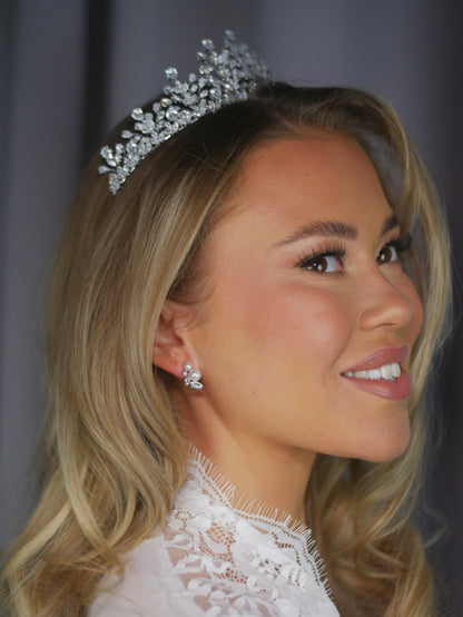 LIVIA EARRINGS